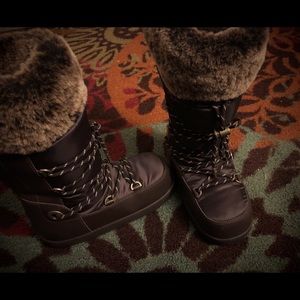 Ugg Eskimo/ moon boots